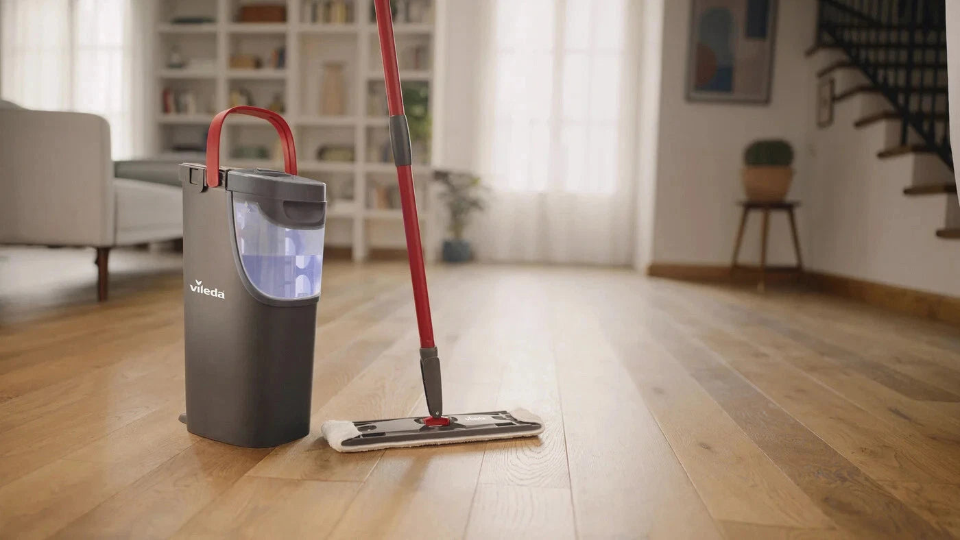 Vileda H2PRO Flat Mop Reinigungsset mit Zweitanksystem und Stiel